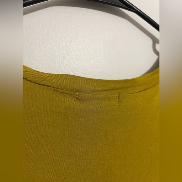Teenbell‎ Mustard Yellow Green Light Weight Tee Size Small - Picture 6 of 6